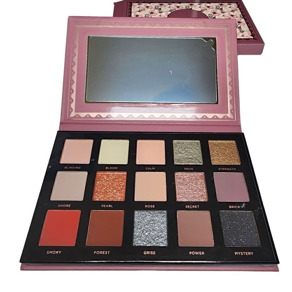 Ace Beautē Smoky Roses Eyeshadow Palette New in Box 15 Shades NEW - Picture 2 of 4